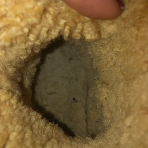 Ugg boots - Picture 8 of 8